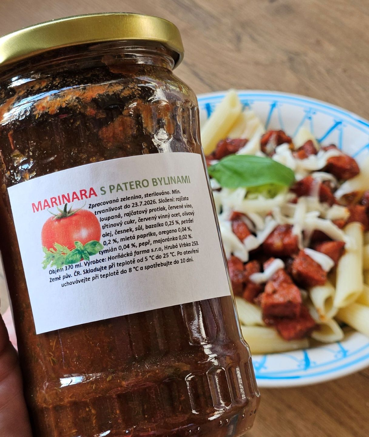 Těstoviny s omáčkou Marinara