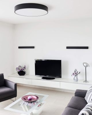 Obvyklá otázka zákazníků: "Stačí mi v obýváku světlo na stropě?" Co na to říkáme my? Stropní svítidlo je ideální pro...