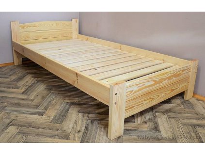 Dřevěná jednolůžková postel z masivního dřeva Aston Chalupa