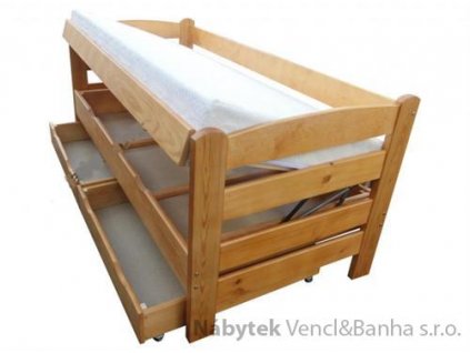Dřevěná jednolůžková postel s úložným prostorem Arena Chalupa