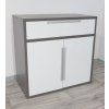 minimalisticka komoda s uloznym prostorem