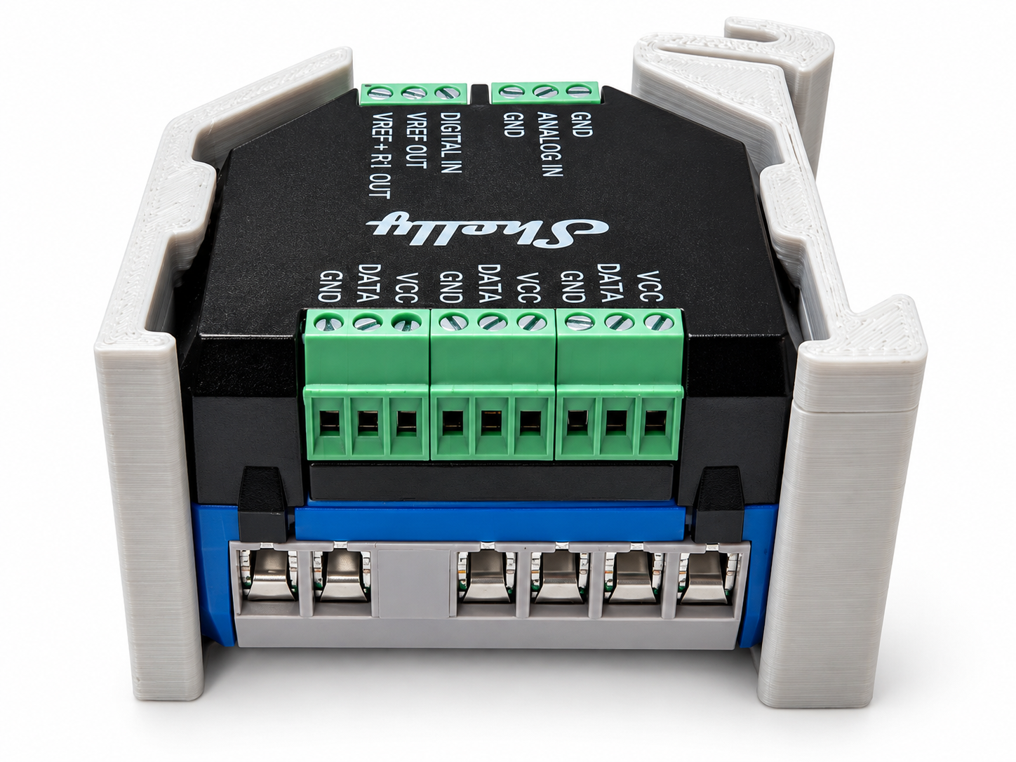 Detail čelní strany sestavy v adaptéru se svorkovnicemi VCC, DATA, GND pro 1-Wire a šroubovými svorkami modulu Shelly