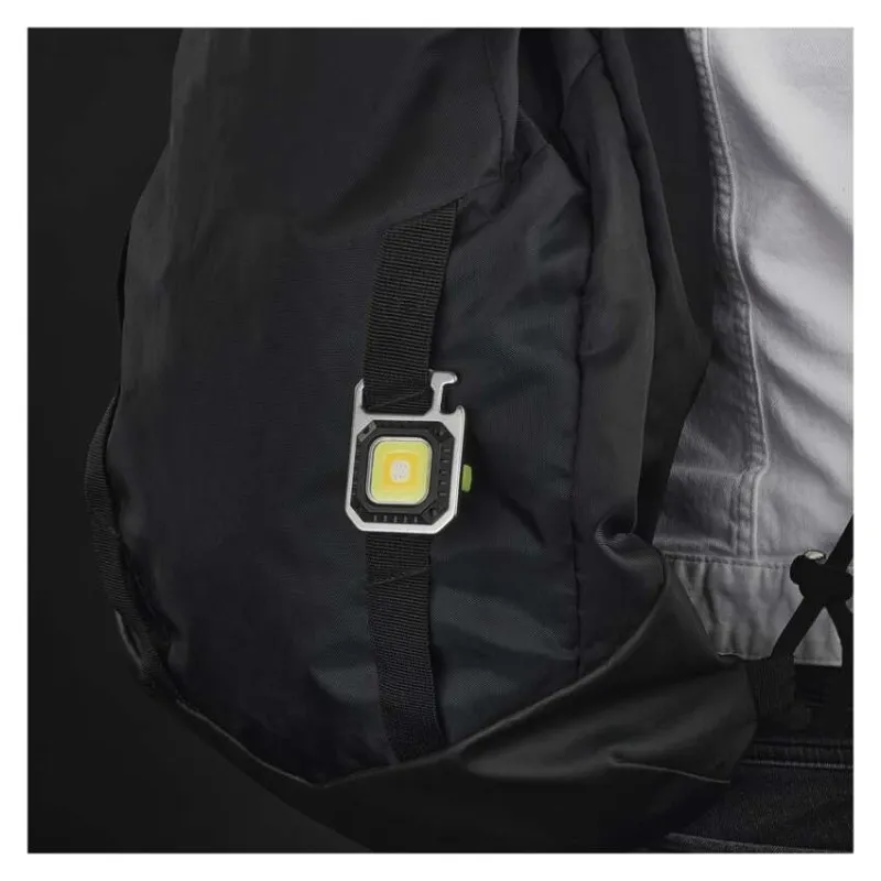 Režimy svícení mini LED svítilny Emos včetně bílého a červeného světla