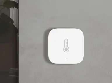 AQARA Temperature and Humidity Sensor T1 (TH-S02D) – produktová fotografie v použití