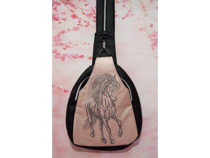 Vyšívaný batoh Arnošt - Kůň na růžové