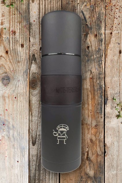 thermoska na dřevě