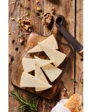 Pampas Market 03 21 04856 LanyzwebCrop