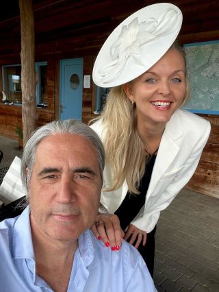 ✨ Den v rytmu Argentiny v @noe_polo_club 🐎🇦🇷 Krásní polo koně na hřišti, ve výběhu, ale i pod kapotou díky luxusním...