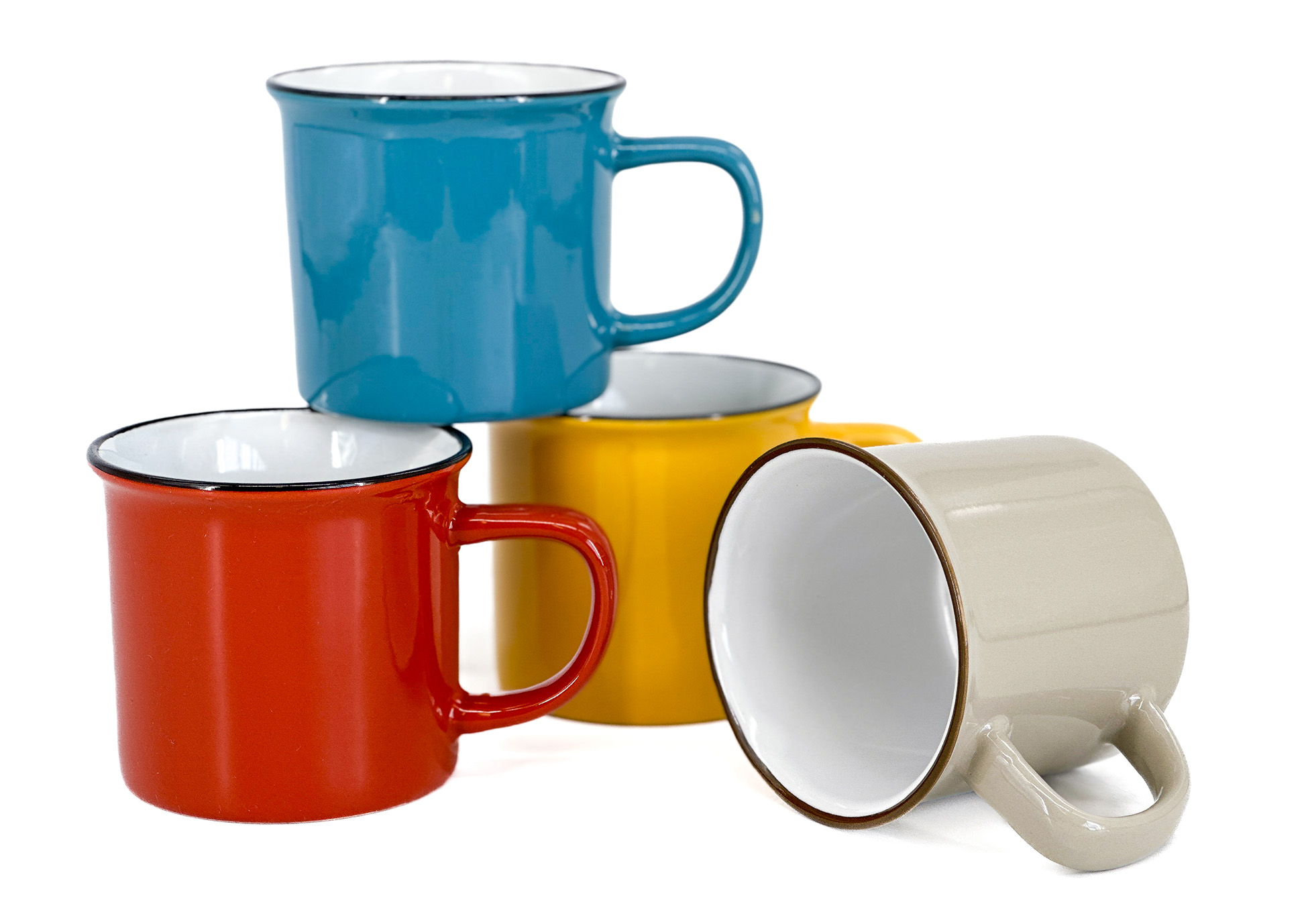 Úžasné retro hrnky Plecháčky 380 ml ve 4 barvách.