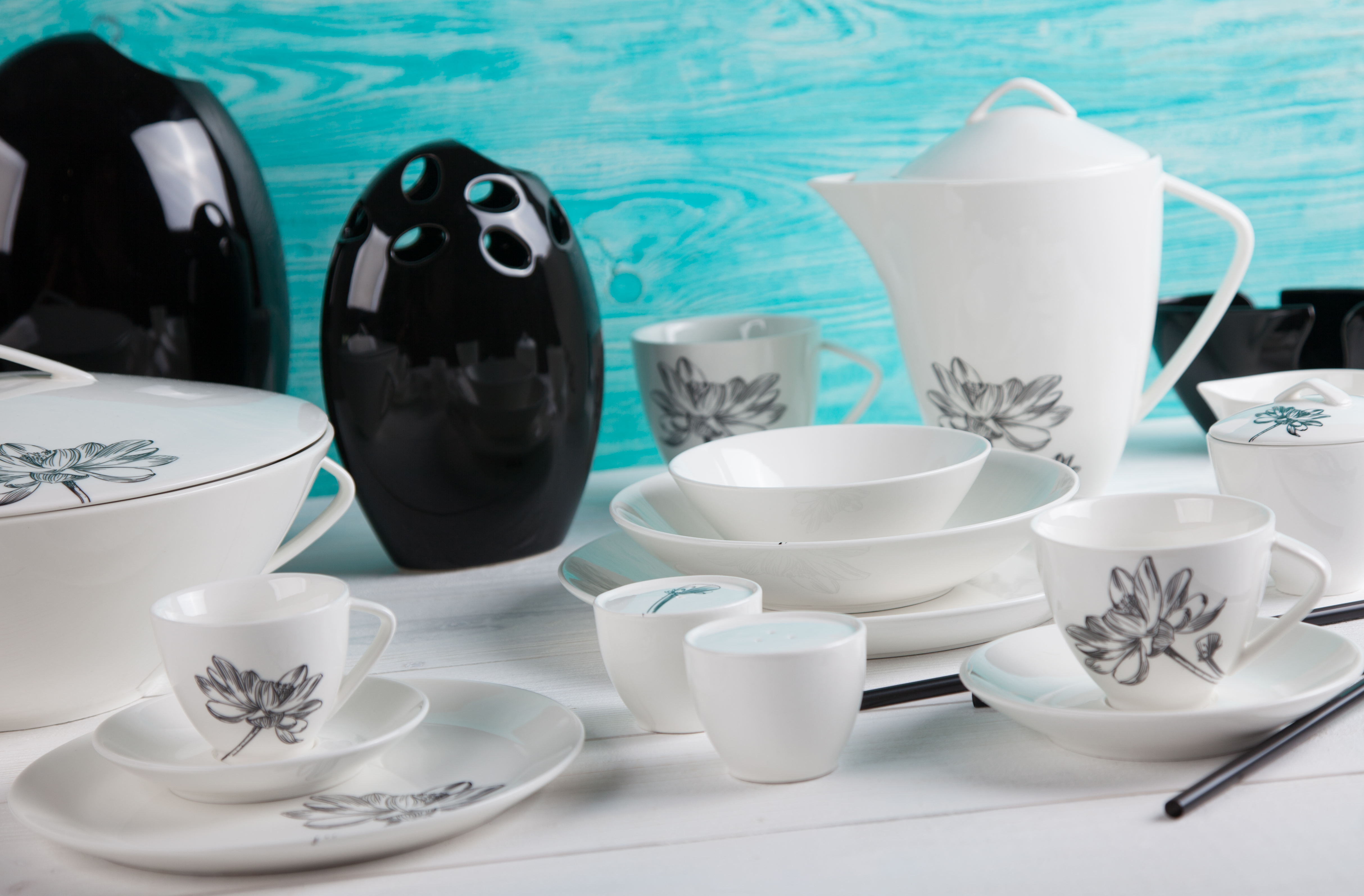 Kolekce%20porcel%C3%A1nu%20FLEUR%20od%20by%20inspire.