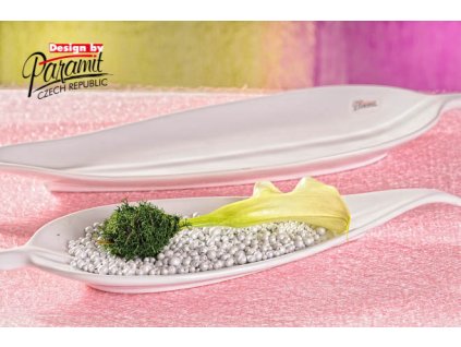 12086 35W tácek List 35 cm bílý