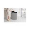 221460 Odpadkový koš Touch Bin 2x30 l minerální světle šedá od Brabantia ukázka nádoby