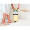 NewIcon Pedal Bin, 5L Mellow Yellow 8710755233784 Malý pedálový odpadkový koš 5 l žlutý od Brabantia (9)