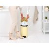 NewIcon Pedal Bin, 12L Mellow Yellow 8710755233807 Brabantia 233807 Nadčasový a ikonický koš NEWICON 12 L žlutý (11)