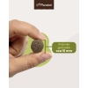 Granule krmiva Panakei, která má průměr cca 15 mm.