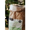 Balení granulí Panakei Hovězí + Kachna + Králík s vánoční dekorací v pozadí