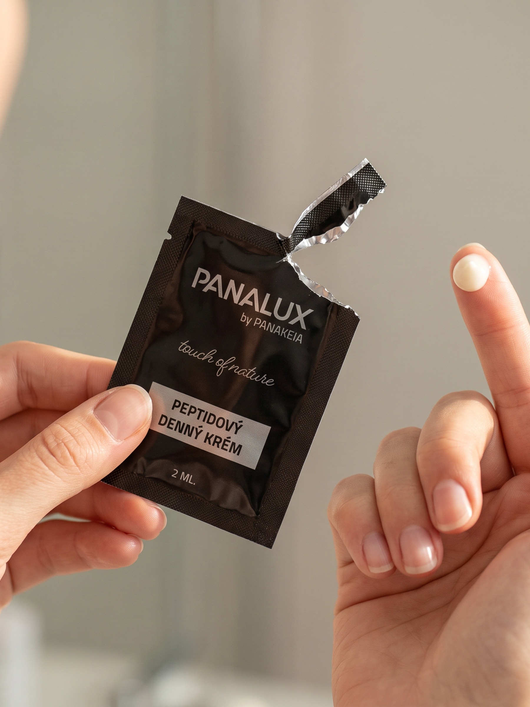 PANAKEIA (Minta) Peptid nappali krém 2ml (4)