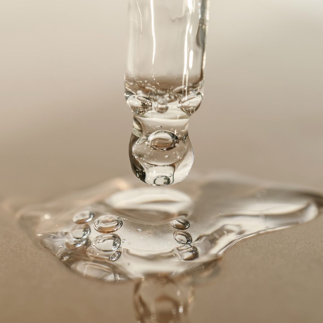 Peptidy v kozmetike – tajomstvo mladistvej pleti, ktoré naozaj funguje