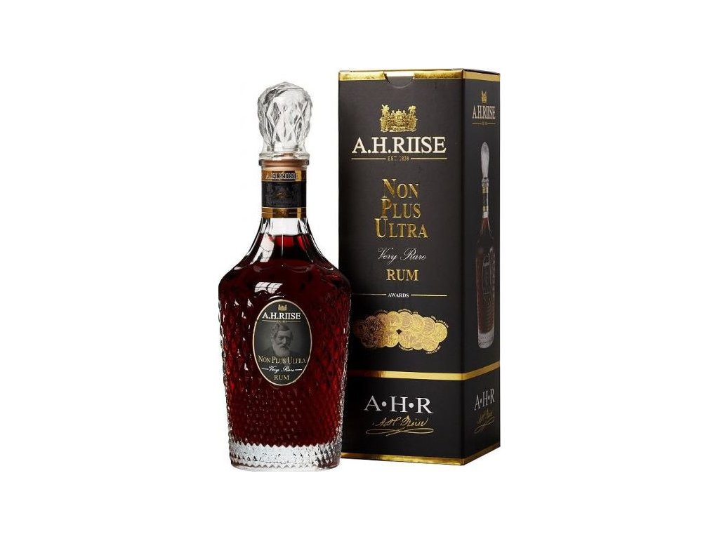 A.H.Riise Non Plus Ultra 42% 0,7l + A.H. Riise Rum Cream Liqueur 17% 0,7l + A.H.Riise Salt Caramel Cream Liqueur, 17% 0,7l