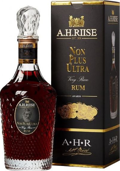 A.H. Riise A.H.Riise Non Plus Ultra 42% 0,7l