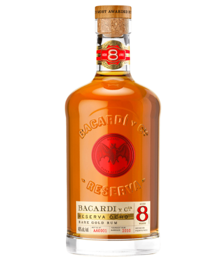 Bacardi 8 YO 40% 0,7l