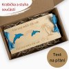 Dřevěné pouzdro na peníze - DELFÍN - Váš text