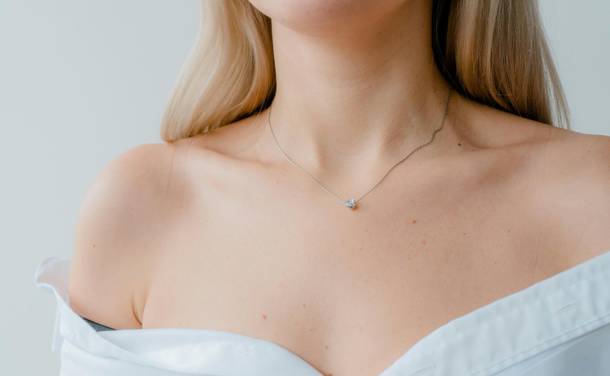 Klenoty emocí: Stříbrné sady šperků Arco Iris a Cor Opali