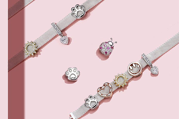 Akce 3 a více = 5% na celý nákup