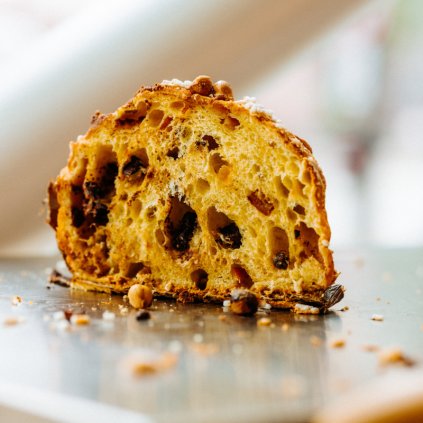Panettone NUGÁT - lieskovooriešková čokoláda