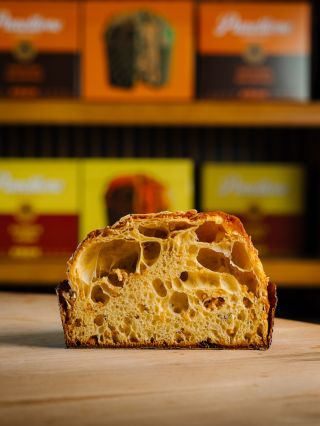 ⏰ Na poslednú chvíľu? Ešte máte šancu! Ak ste si nechávali kúpu panettone na posledný moment, zajtra je posledný deň,...