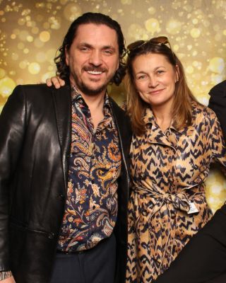 🫶🏻 Predvianočné tlaky sme vyvážili chvíľami, na ktoré budeme radi spomínať. Stihli sme sa zabaviť na vianočnom mafianskom...