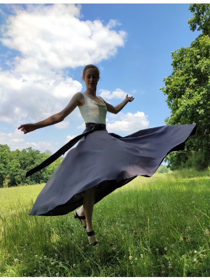 Kolová sukně černá