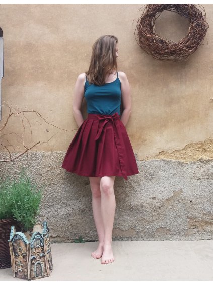 Krátká zavinovací sukně - bordó