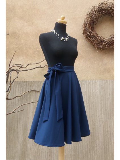 Kolová krátká sukně - modrá nemačkavá