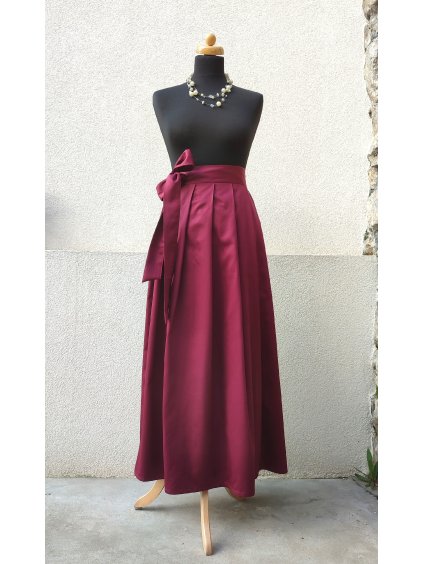 Dlouhá zavinovací sukně - bordó