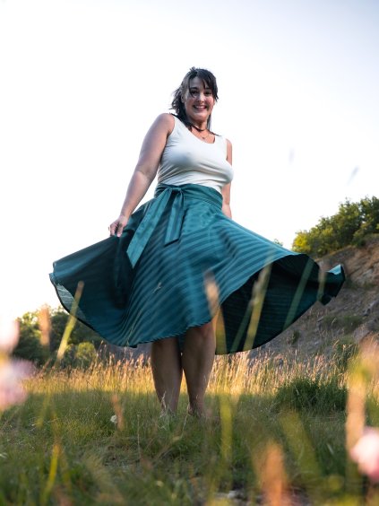 Midi kolová sukně - smaragd