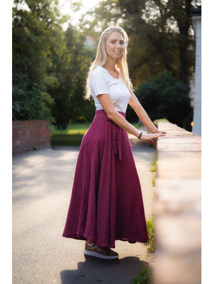 Kolová bordó se zlatými puntíky