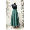Dlouhá kolová sukně - zelený satén