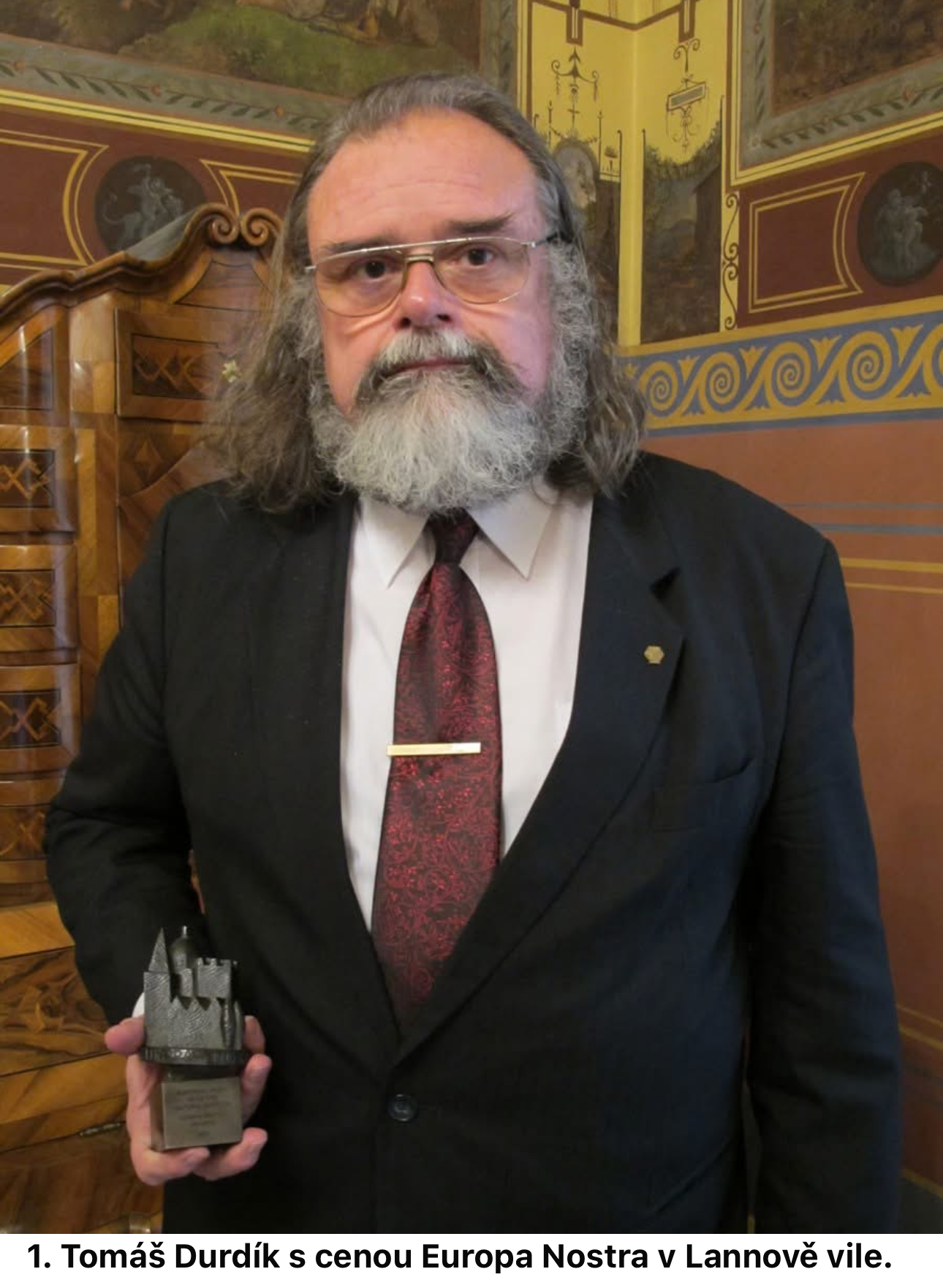 VZPOMÍNKA - Tomáš Durdík s cenou Europa Nostra v Lannově vile