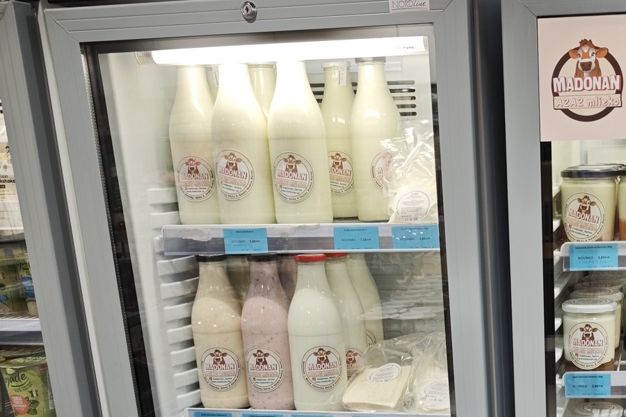 Madonan A2A2 mlieko: čo to je, prečo to ľudia riešia a kde ho kúpiš v Trnave a Piešťanoch