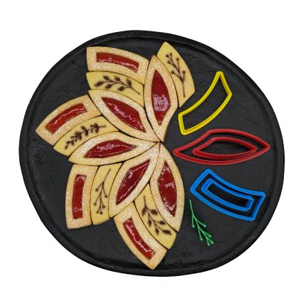 Linecký talíř trojvrstvý květ mandala z lineckého cukroví