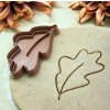 Plastová vykrajovátka Dubový list – česká kvalita pro kreativní pečení.