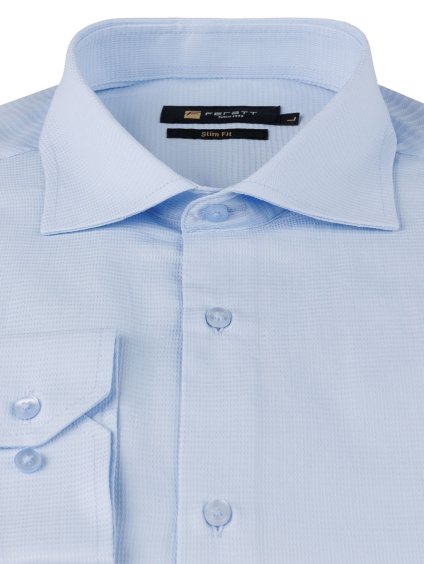 světle modrá košile