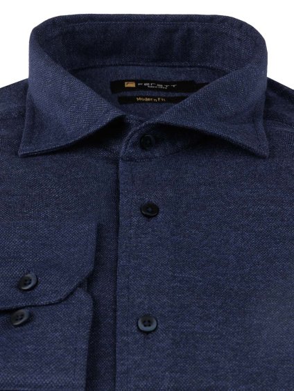 tmavě modrá košile