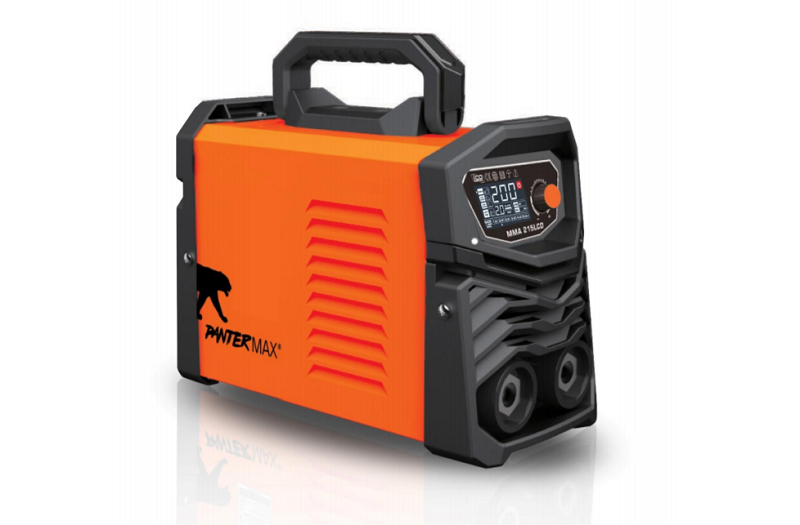 Proč je dobré vybírat si svářečky s LCD displejem? Seznamte se s výhodami