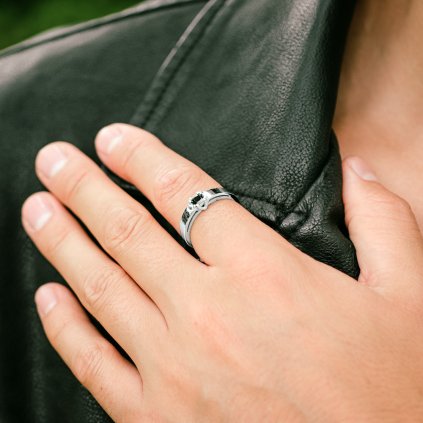 Pánský stříbrný prsten se čtvercovým zirkonem Woodcrest