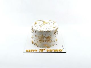 dort na zakázky: golden cake 🤩🥳 ___________________________ FB/IG/Tiktok: @papa_cake_n_more...