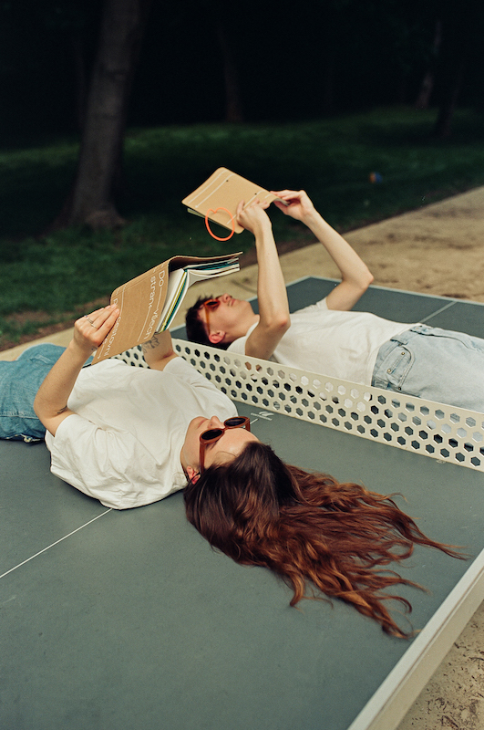 Vítejte v době analogové: rok 2026 patří offlinu