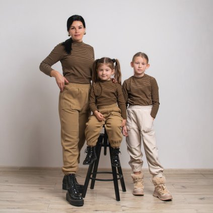 Trojset- Mila pruhovaný polrolák hnedý