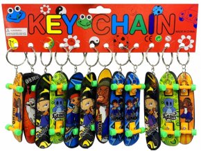 Klíčenka skateboard1